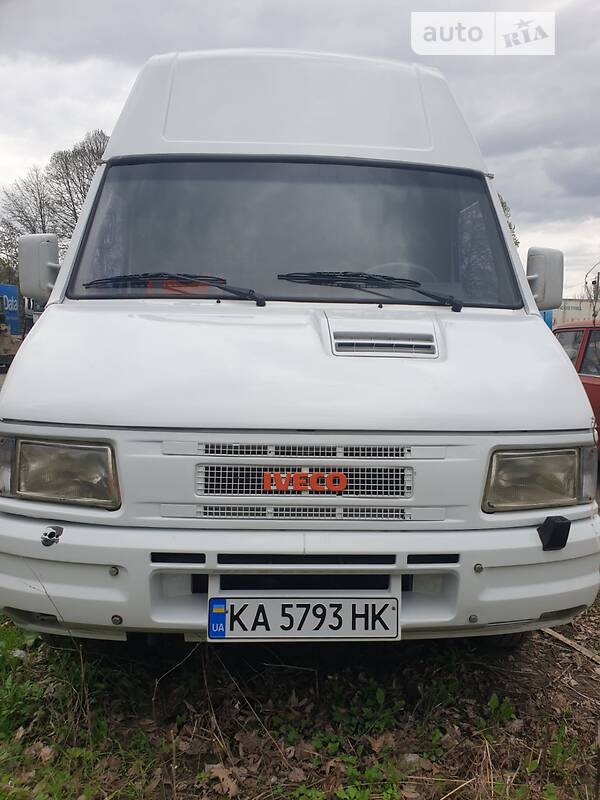 Вантажний фургон Iveco Daily 2000 в Броварах