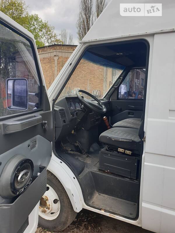 Вантажний фургон Iveco Daily 2000 в Броварах