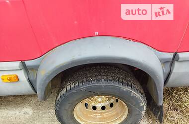 Грузовой фургон Iveco Daily 2004 в 