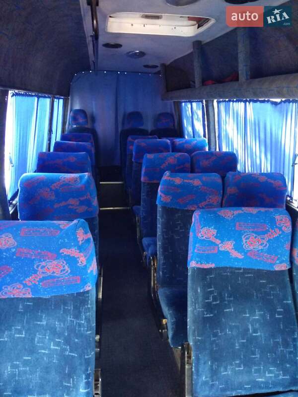 Приміський автобус Iveco Daily 2001 в Ромнах фото 4 Приміський автобус Iveco Daily 2001 в Ромнах