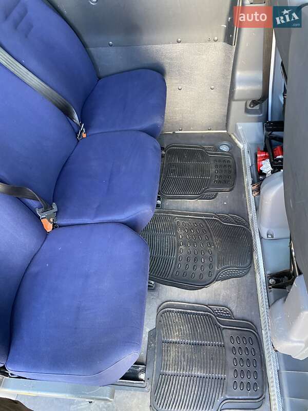 Седан Iveco Daily 2009 в Києві