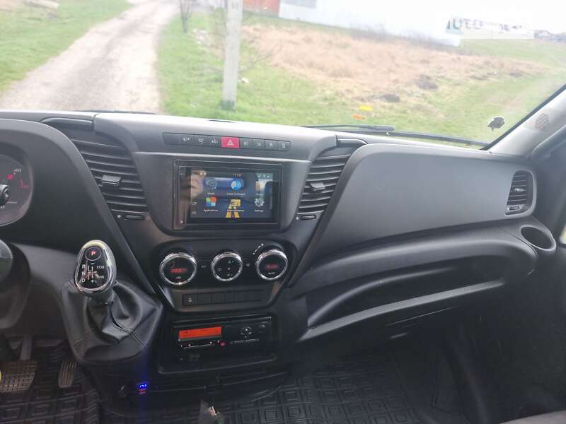 Евакуатор Iveco Daily 2015 в Борисполі