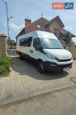 Мікроавтобус Iveco Daily 2016 в Луцьку