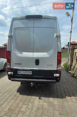Мікроавтобус Iveco Daily 2016 в Луцьку