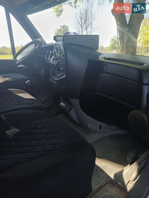 Микроавтобус Iveco Daily 2000 в Болехове