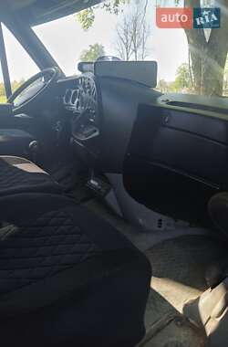 Микроавтобус Iveco Daily 2000 в 