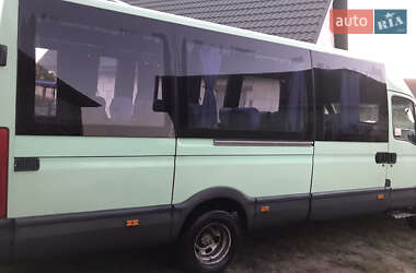 Микроавтобус Iveco Daily 2003 в 