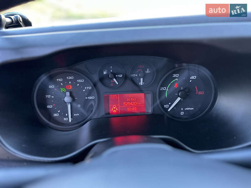 Автовоз Iveco Daily 2015 в Сарнах