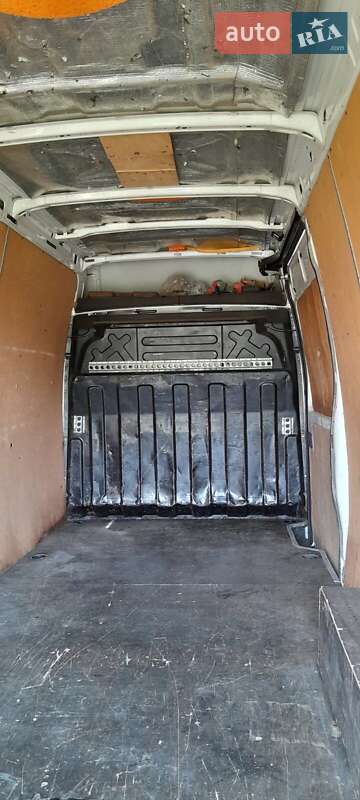 Грузовой фургон Iveco Daily 2013 в Ромнах
