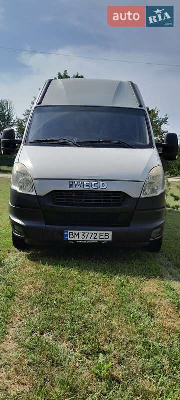 Грузовой фургон Iveco Daily 2013 в Ромнах