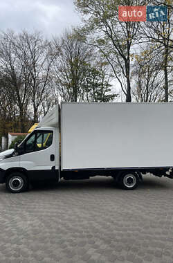 Грузовой фургон Iveco Daily 2016 в 
