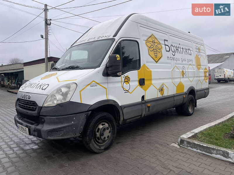 Грузовой фургон Iveco Daily 2014 в Луцке