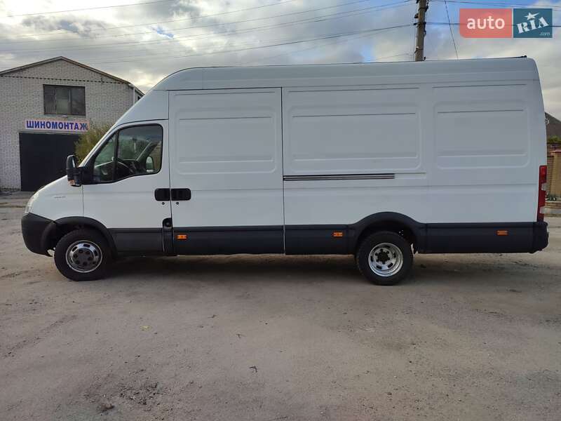 Вантажний фургон Iveco Daily 2011 в Запоріжжі