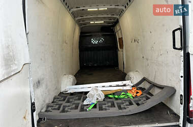 Грузовой фургон Iveco Daily 2015 в 