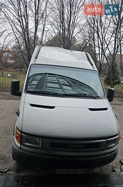 Грузовой фургон Iveco Daily 2003 в 