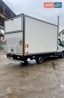 Грузовой фургон Iveco Daily 2019 в 