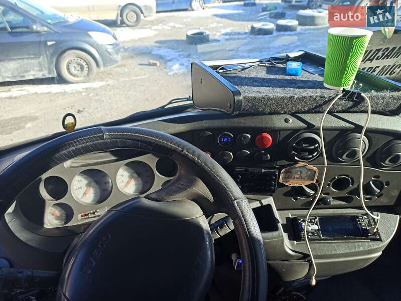 Микроавтобус Iveco Daily 2000 в Каменец-Подольском