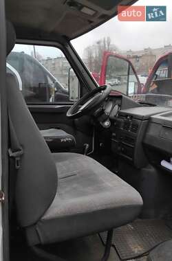 Вантажний фургон Iveco Daily 2000 в 