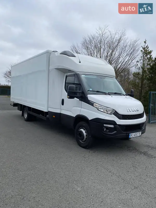 Грузовой фургон Iveco Daily 2016 в 