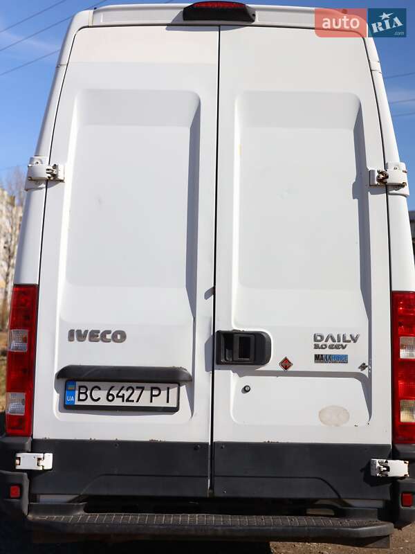 Грузовой фургон Iveco Daily 2012 в Дрогобыче
