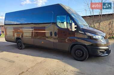 Грузовой фургон Iveco Daily 2021 в 
