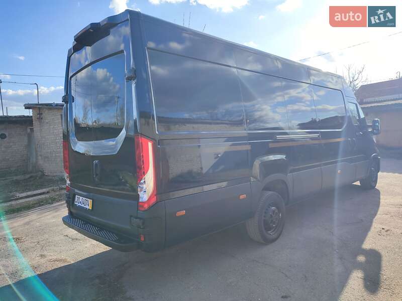 Грузовой фургон Iveco Daily 2021 в Здолбунове