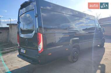 Грузовой фургон Iveco Daily 2021 в 