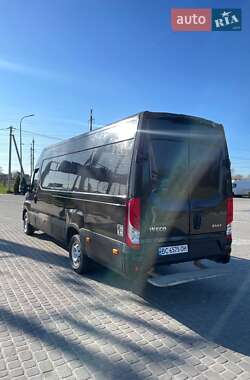Мікровен Iveco Daily 2016 в 