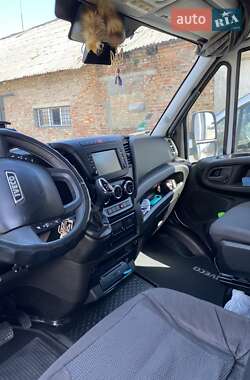 Вантажний фургон Iveco Daily 2016 в 