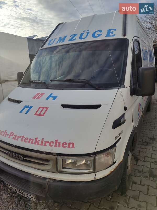 Вантажний фургон Iveco Daily 2006 в 