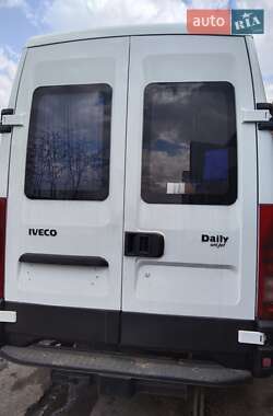 Микроавтобус Iveco Daily 2003 в 