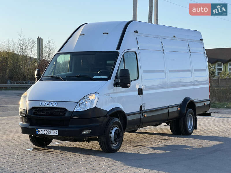 Грузовой фургон Iveco Daily 2012 в Львове