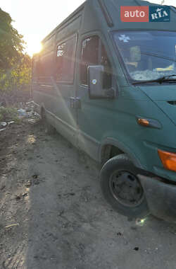 Вантажний фургон Iveco Daily 2005 в 