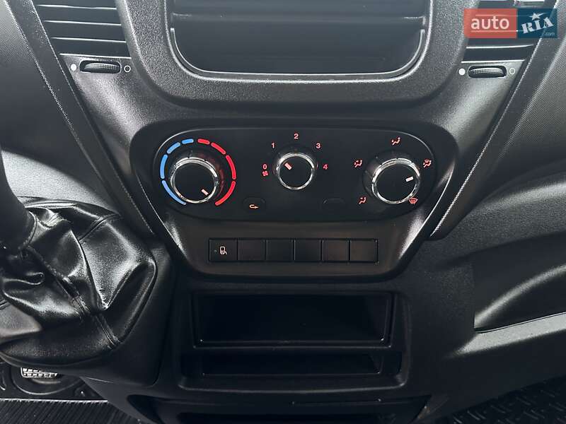 Вантажний фургон Iveco Daily 2019 в Тернополі