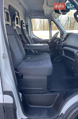 Грузовой фургон Iveco Daily 2020 в 