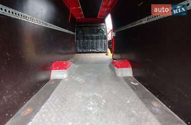 Грузовой фургон Iveco Daily 2016 в 