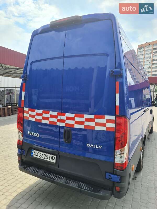 Вантажний фургон Iveco Daily 2020 в Києві