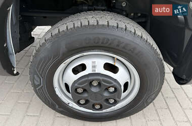Грузовой фургон Iveco Daily 2023 в 