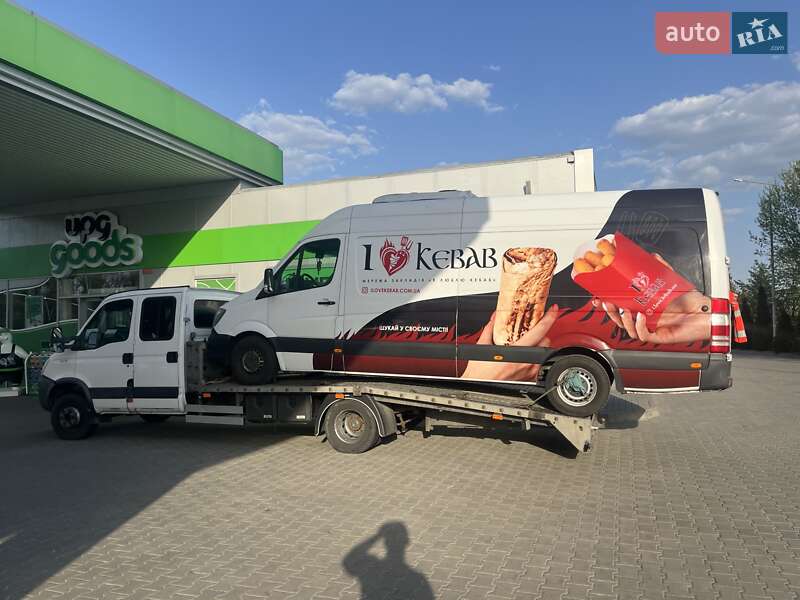 Автовоз Iveco Daily 2010 в Звягелі