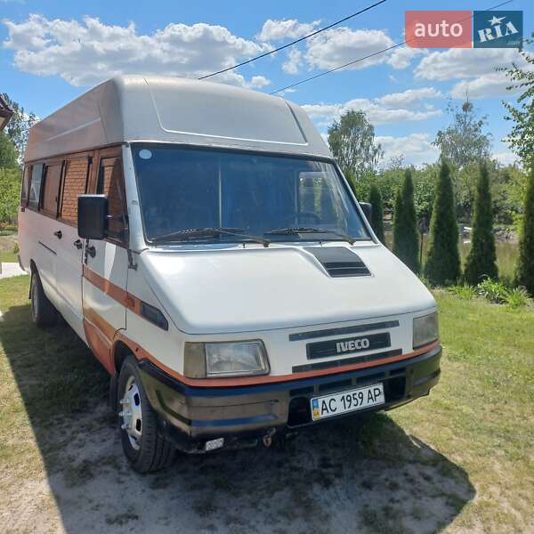 Минивэн Iveco Daily 1997 в 