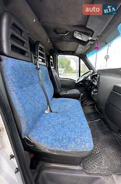 Вантажний фургон Iveco Daily 2003 в 