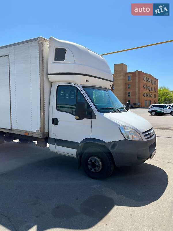 Грузовой фургон Iveco Daily 2007 в Днепре