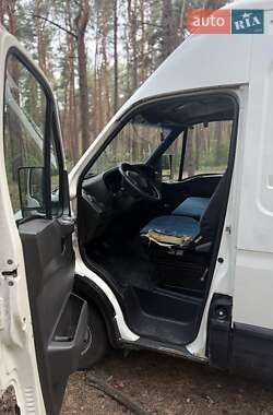 Грузовой фургон Iveco Daily 2002 в 