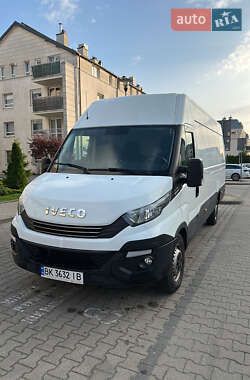 Вантажний фургон Iveco Daily 2018 в Києві