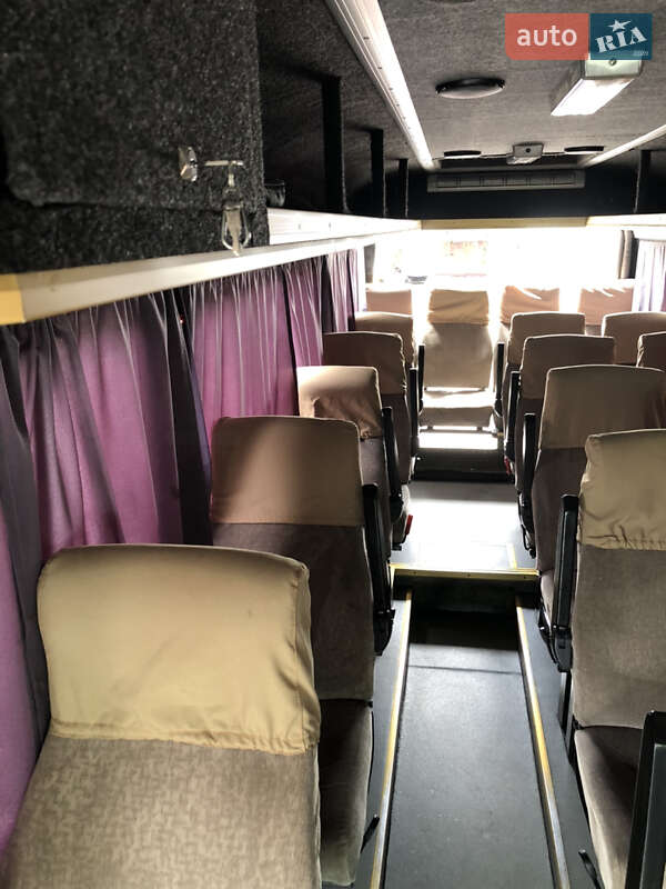 Микроавтобус Iveco Daily 2003 в Кременчуге