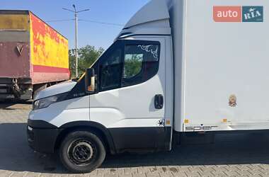 Грузовой фургон Iveco Daily 2016 в 