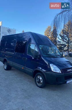 Вантажний фургон Iveco Daily 2009 в Чернівцях