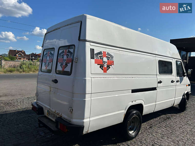 Лимузин Iveco Daily 1996 в Киеве