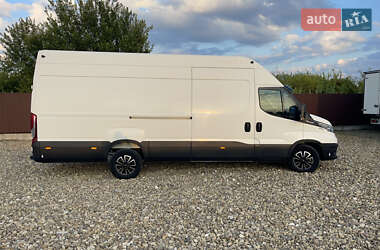 Грузовой фургон Iveco Daily 2020 в 