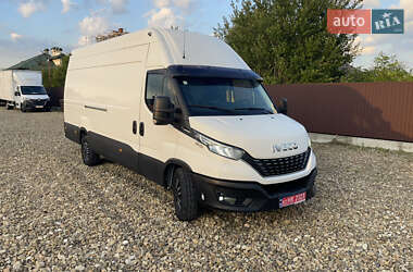 Грузовой фургон Iveco Daily 2020 в 